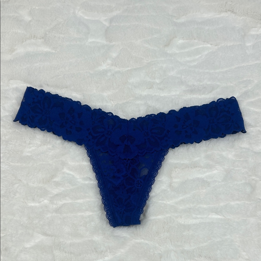 Victoria's Secret Lace Thong Panty